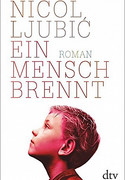 Ein Mensch brennt