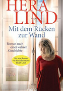 Mit dem Rücken zur Wand
