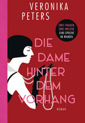 Die Dame hinter dem Vorhang