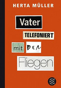 Vater telefoniert mit den Fliegen